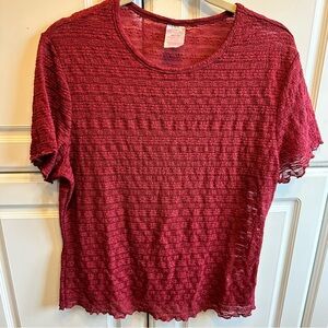 No Boundaries Women's Textured Short-Sleeve Lace Top - Ruby Red